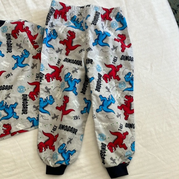George NWT flannel cotton dinosaur pyjamas toddler size 2 years old - Picture 4 of 8